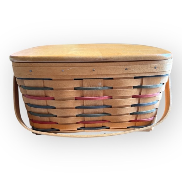 Longaberger 1998 12" x 12" Cake Basket W/ Protector & Wooden Lid - Picture 3 of 15